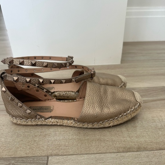 Valentino Metallic Brown Leather Rockstud Ankle Wrap Espadrille Flat Sandal - Picture 2 of 8